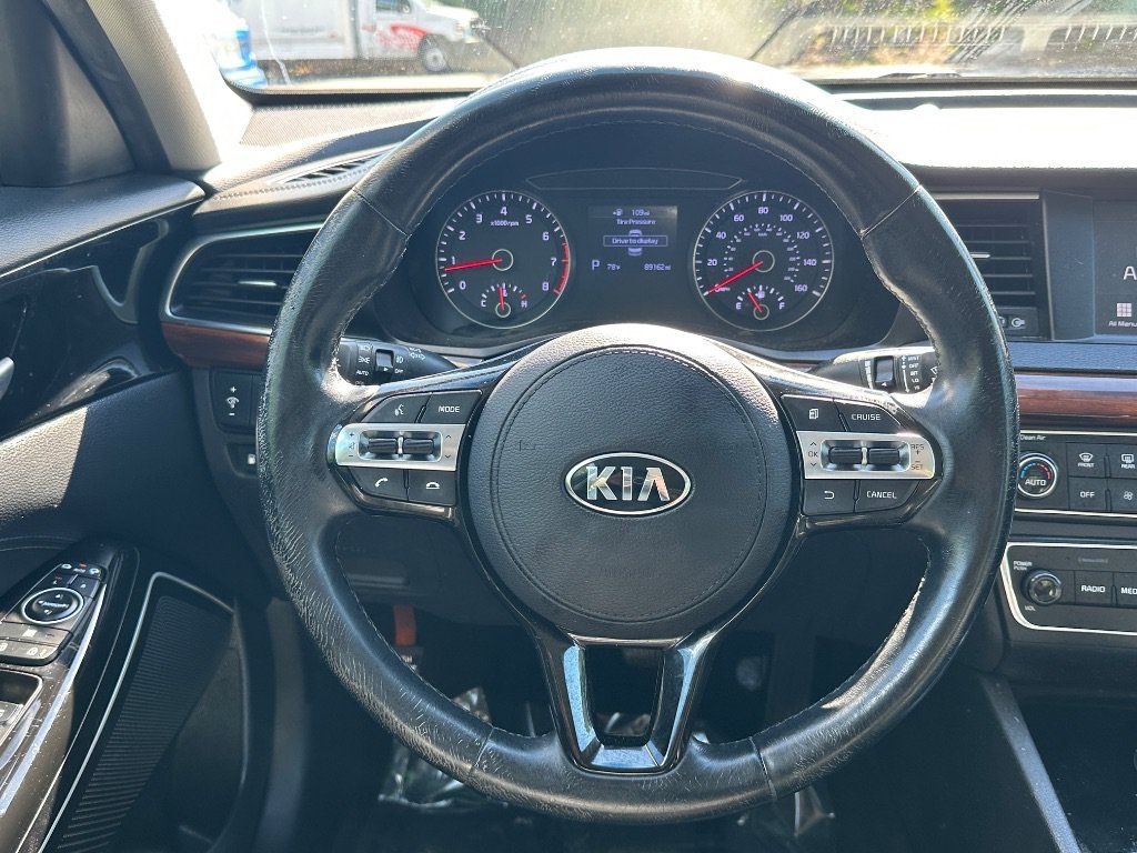 Used 2019 Kia Cadenza Premium FWD image 25