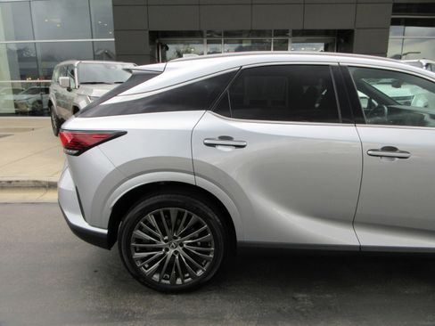 Used 2023 Lexus RX 350 AWD/4WD image 10