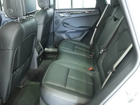 New 2025 Porsche Macan image 27