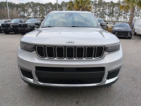 Used 2021 Jeep Grand Cherokee L Limited image 9