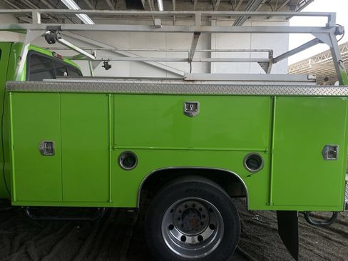 Used 2005 Ford F450 2WD SuperCab Super Duty image 9