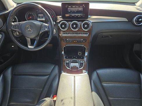 Used 2017 Mercedes-Benz GLC 300 4MATIC Coupe image 17