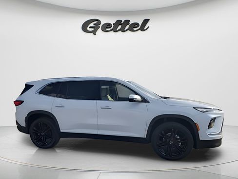 New 2026 Buick Enclave Preferred w/ Super Cruise Package image 9