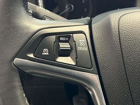 Used 2022 Buick Encore Preferred w/ Safety Package image 21