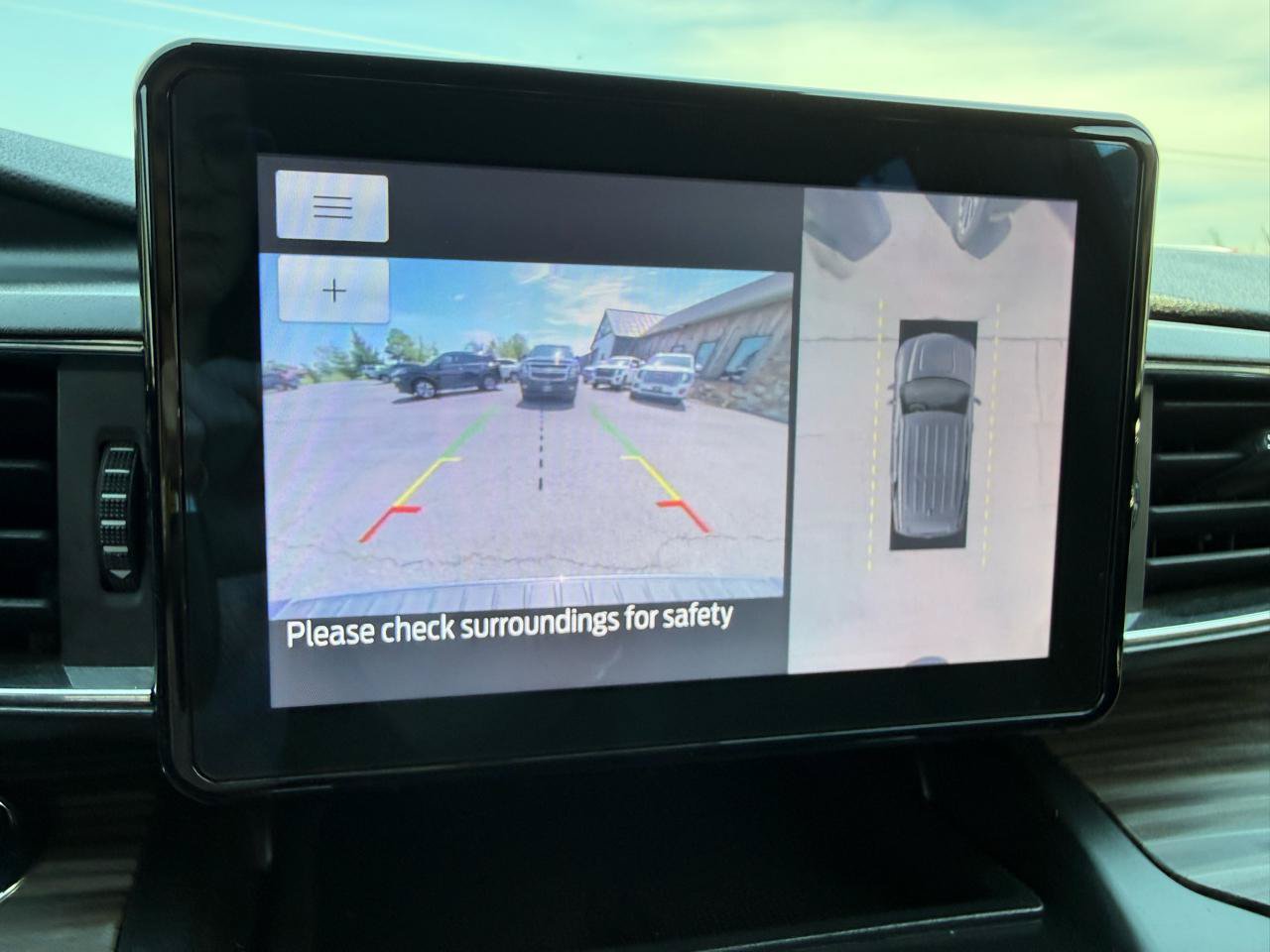 Used 2020 Ford Explorer Limited RWD image 34