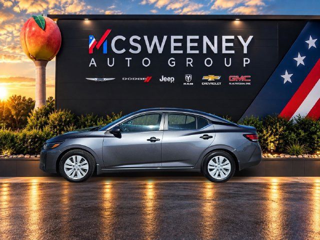 Used 2025 Nissan Sentra S FWD image 2