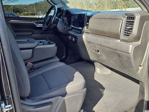 Used 2022 Chevrolet Silverado 1500 LT image 14