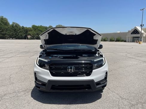 Used 2025 Honda Ridgeline Black Edition image 19