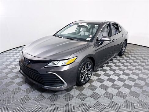 Certified 2024 Toyota Camry XLE image 3