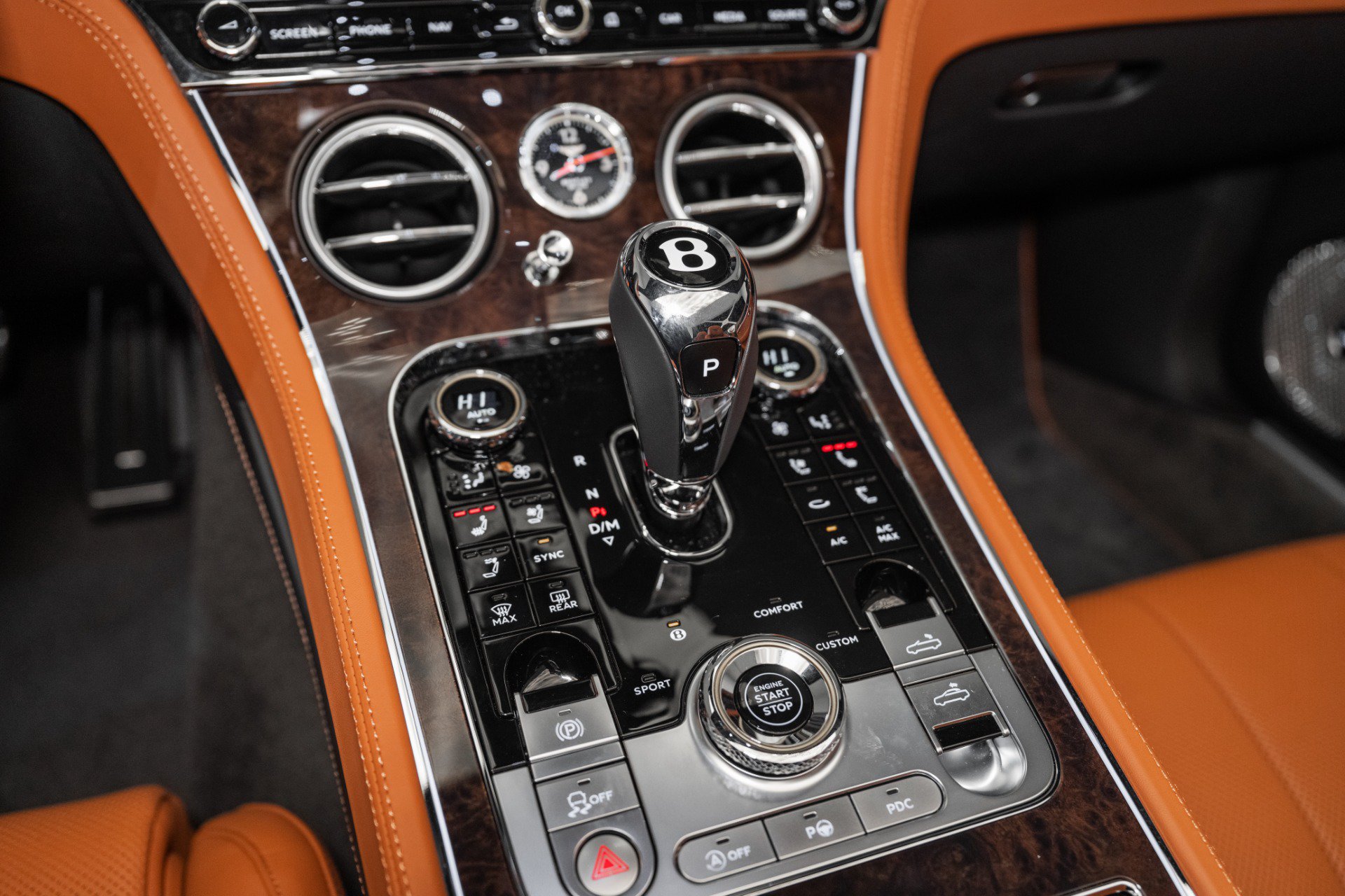 Used 2024 Bentley Continental GT V8 AWD/4WD image 37