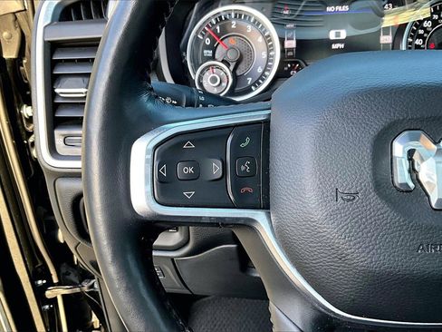 Used 2020 RAM 1500 Laramie image 29