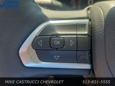 Used 2025 Jeep Compass Latitude AWD/4WD image 13