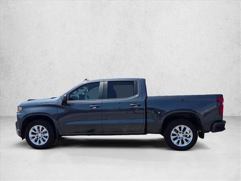 Certified 2022 Chevrolet Silverado 1500 Custom RWD image 5