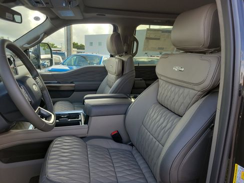 New 2026 Ford F250 Platinum w/ Platinum Plus Package image 13