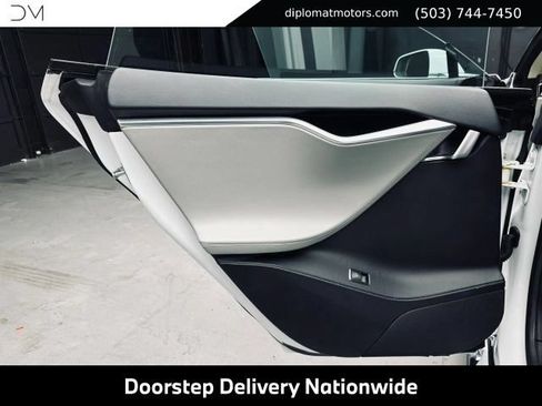 Used 2013 Tesla Model S RWD image 25