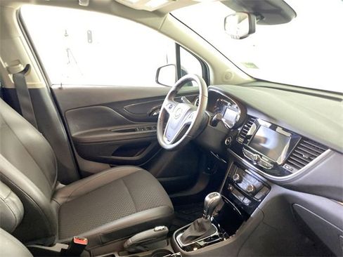 Used 2022 Buick Encore Preferred w/ Safety Package image 15