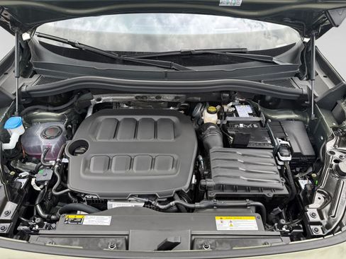 New 2026 Volkswagen Tiguan SEL R-Line AWD/4WD image 24