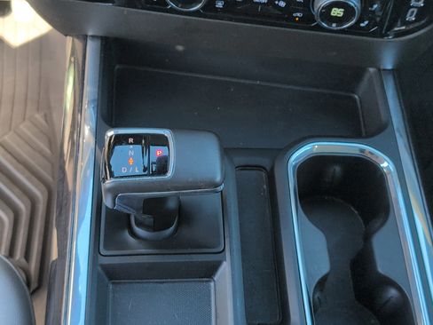 Used 2024 Chevrolet Silverado 1500 LTZ w/ LTZ Premium Package image 22