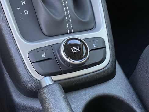 New 2026 Hyundai Venue SEL image 20