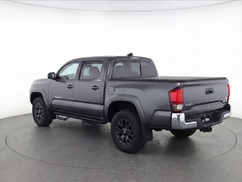 Used 2023 Toyota Tacoma SR5 AWD/4WD image 4