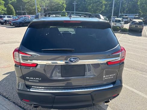 Used 2023 Subaru Ascent Limited w/ Technology Package AWD/4WD image 3