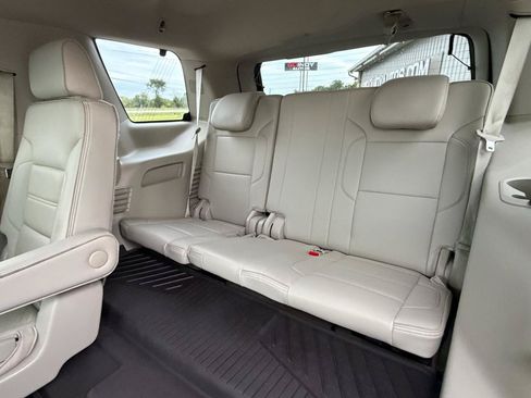 Used 2017 GMC Yukon Denali w/ Open Road Package AWD/4WD image 27