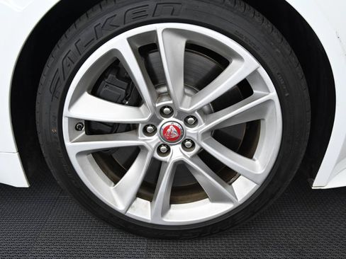Used 2016 Jaguar F-TYPE S w/ Suedecloth Interior Pack AWD/4WD image 40