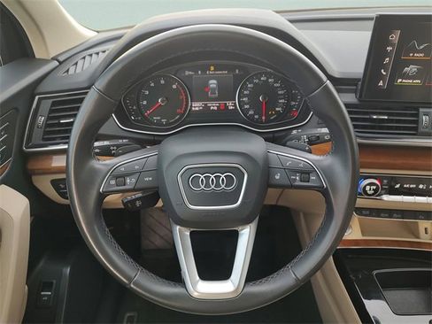 Used 2022 Audi Q5 2.0T Premium w/ Convenience Package image 36