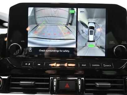 Used 2022 Nissan Pathfinder SL