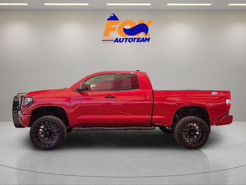 Used 2021 Toyota Tundra SR5 w/ SX Package RWD image 2