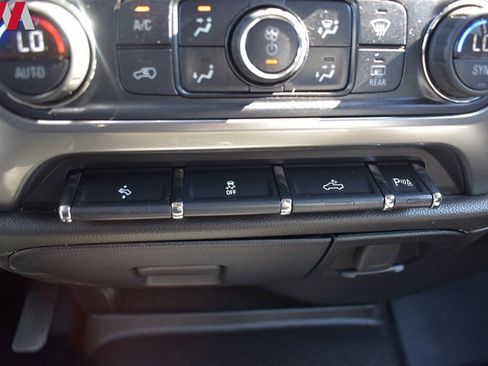 Used 2016 Chevrolet Silverado 1500 LTZ w/ LTZ Plus Package AWD/4WD image 19