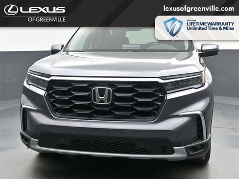 Used 2025 Honda Pilot EX-L image 3
