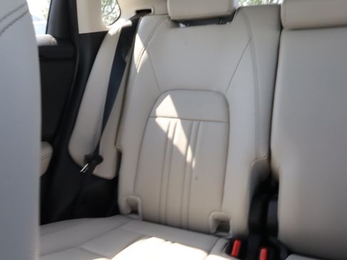 Used 2025 Honda HR-V EX-L image 10