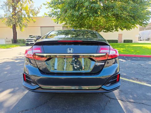 Used 2018 Honda Clarity Plug-In Hybrid image 7