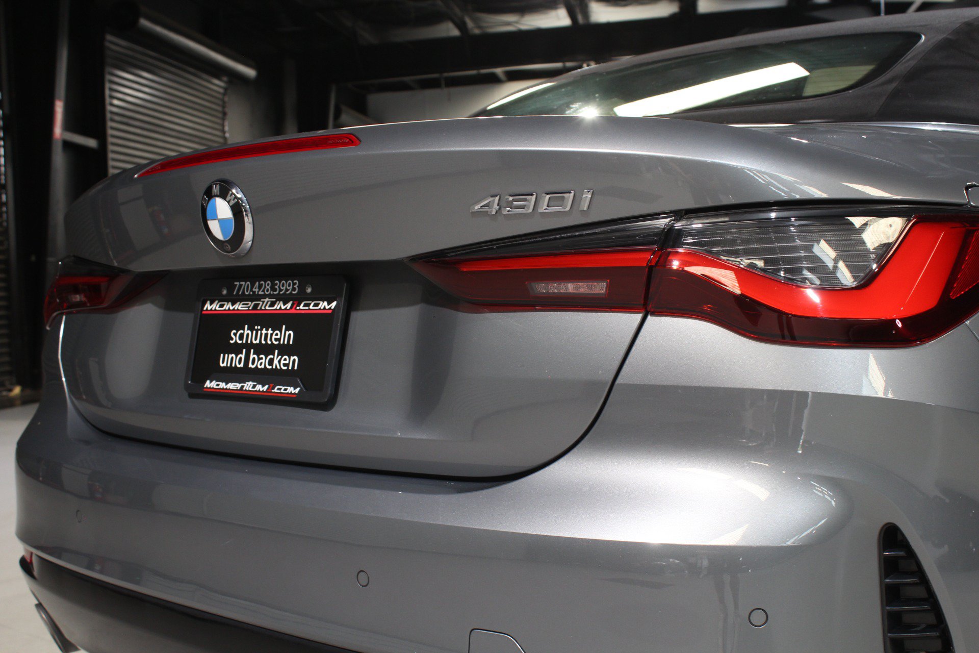 Used 2024 BMW 430i Convertible w/ Premium Package RWD image 18