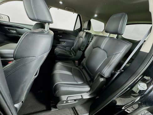 Used 2023 Honda Pilot EX-L image 17
