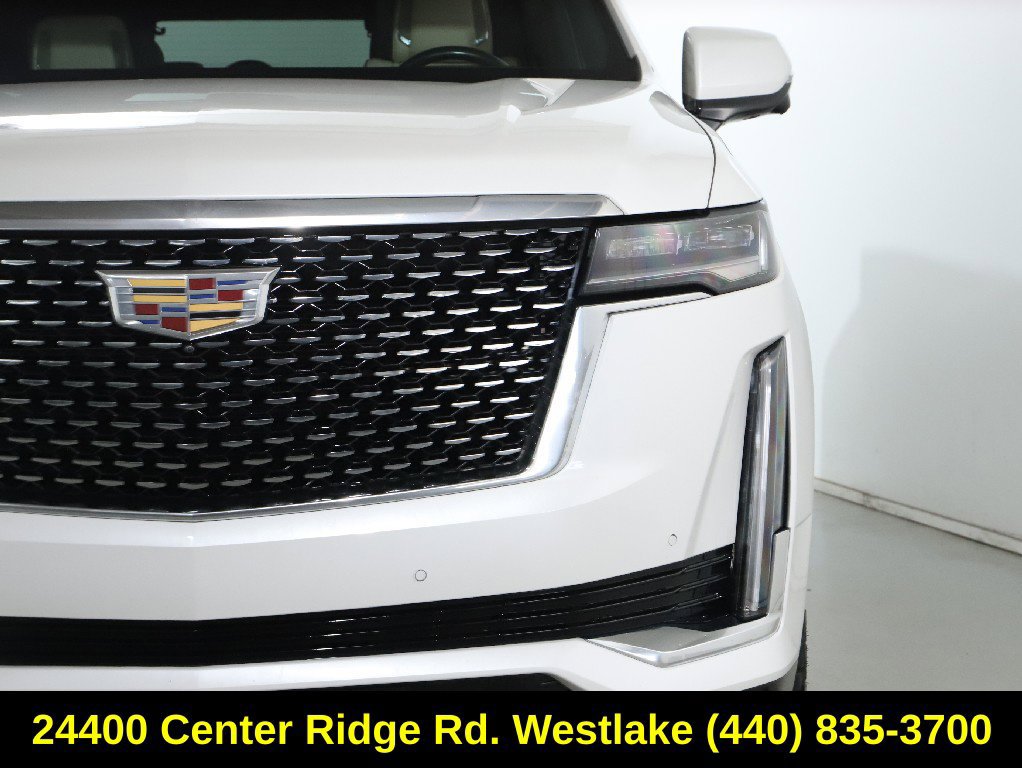 Used 2023 Cadillac Escalade Premium Luxury AWD/4WD image 8