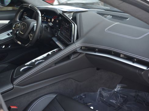 Used 2026 Chevrolet Corvette Z06 RWD image 29