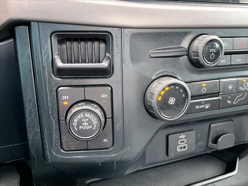 Used 2025 Ford F150 XL w/ Equipment Group 103A High image 21