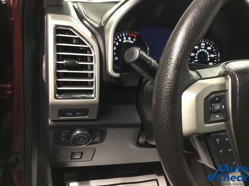 Used 2016 Ford F150 Lariat w/ Equipment Group 502A Luxury AWD/4WD image 24