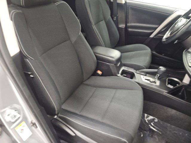 Used 2016 Toyota RAV4 XLE w/ Convenience Package AWD/4WD image 37