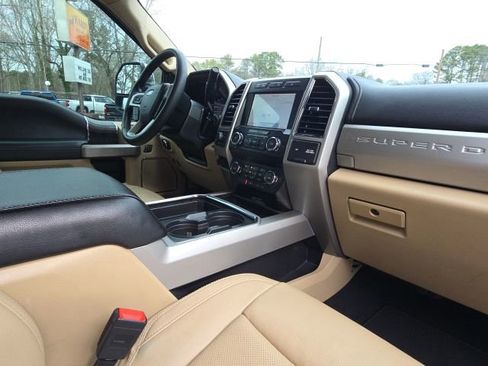 Used 2020 Ford F350 Lariat w/ Lariat Ultimate Package image 22