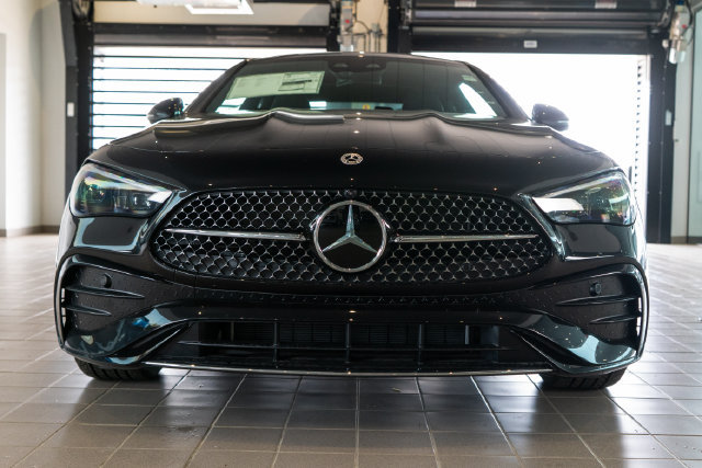 New 2026 Mercedes-Benz CLE 450 4MATIC Coupe image 2