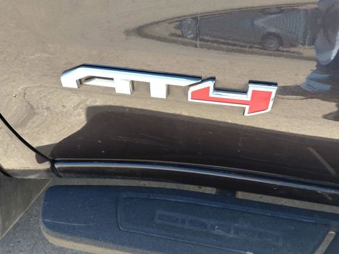 Used 2022 GMC Sierra 1500 AT4 w/ AT4 Premium Package AWD/4WD image 27