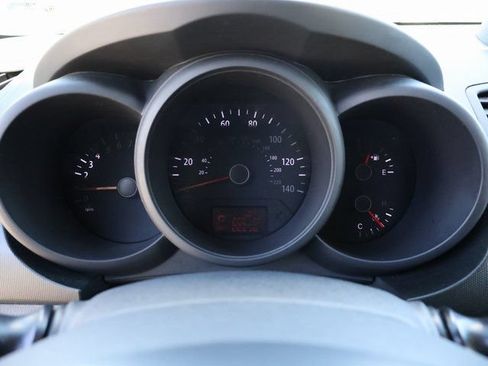 Used 2012 Kia Soul FWD image 24