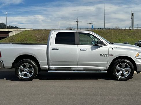 Used 2018 RAM 1500 Big Horn image 2