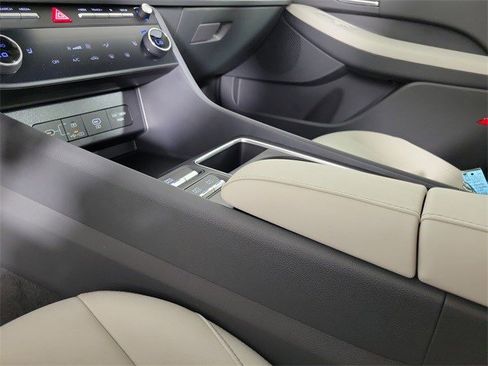 Certified 2025 Hyundai Sonata SEL image 26