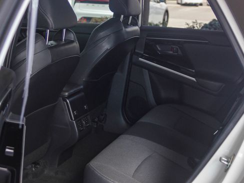 Used 2023 Toyota bZ4X XLE image 18