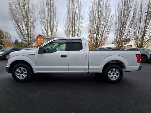 Used 2016 Ford F150 XLT w/ Equipment Group 301A Mid image 6