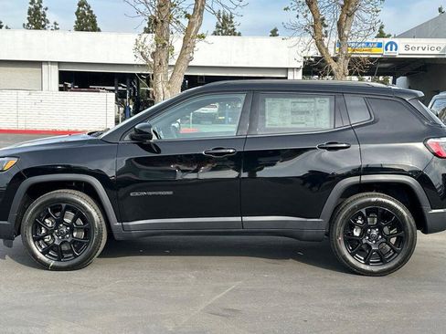 New 2026 Jeep Compass Latitude image 7
